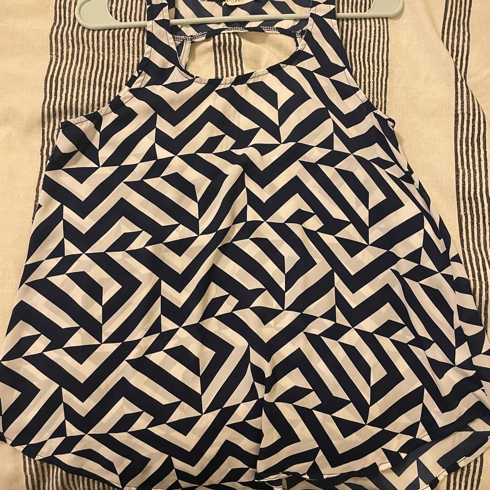 Everly size small blue and white tank